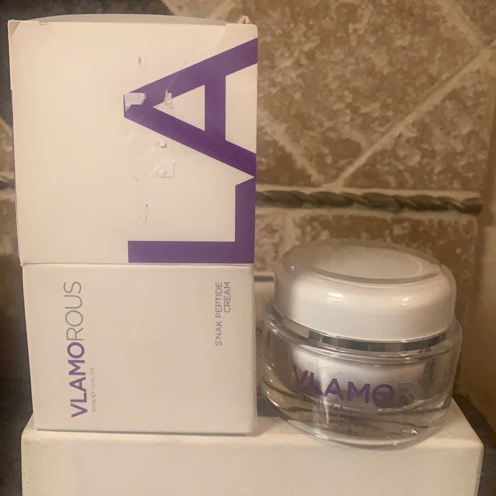 Vlamorous S’nak Peptide Cream 1 oz New In Box